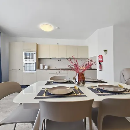 Open Park Views 2 Bedroom Modern 4 - * San Pawl il-Baħar